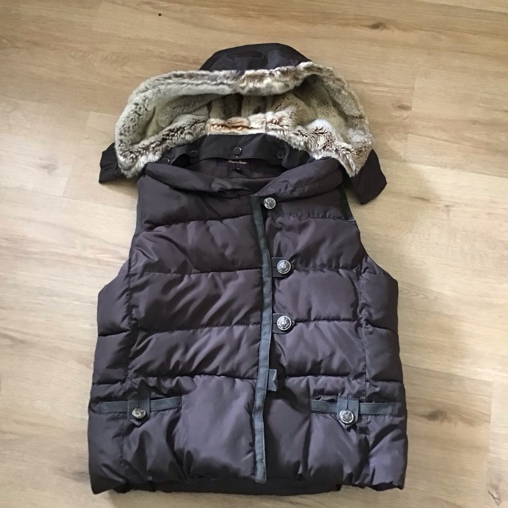 Basic house Detachable Hooded Padded Vest